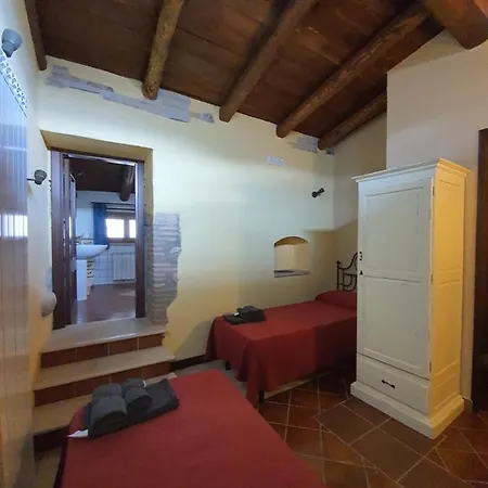 住宿加早餐酒店 Il Palazzo Delle Rondini Magliano de' Marsi