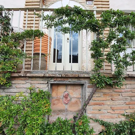 Bed & Breakfast Il Palazzo Delle Rondini *