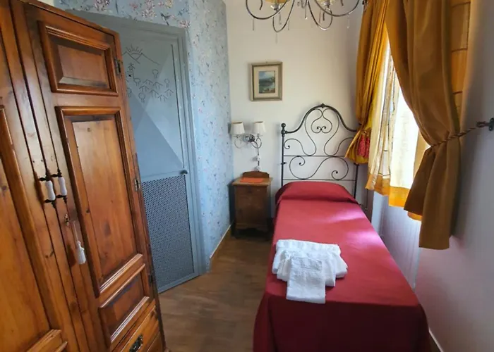Il Palazzo Delle Rondini Bed and Breakfast