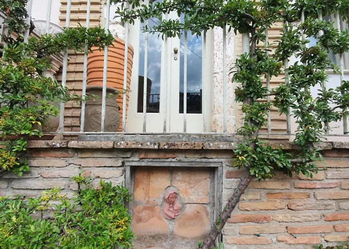 Bed & Breakfast Il Palazzo Delle Rondini 3*